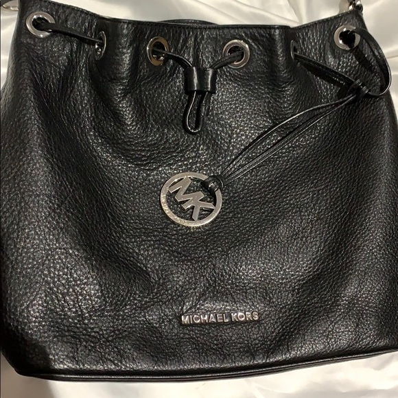 Michael Kor Jules Large Drawstring Bucket Bag - Picture 8 of 8